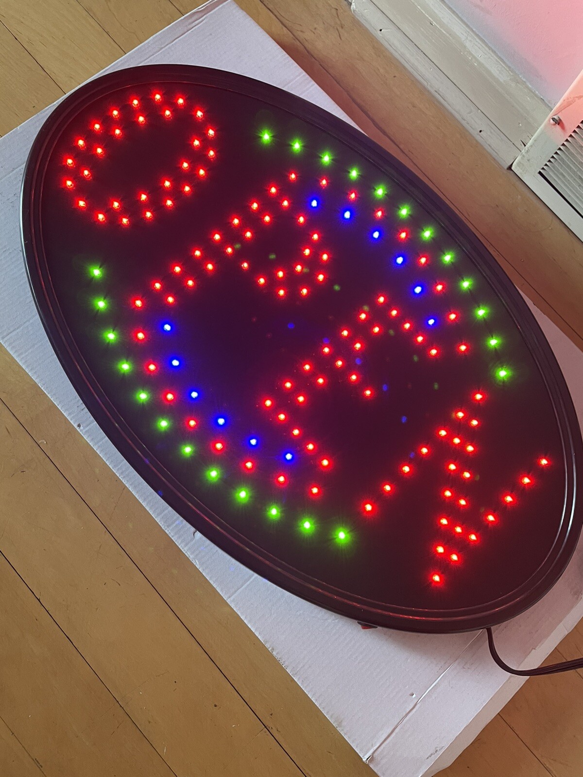 Jumbo 24″ x 13″ LED Neon Sign with Motion – “OPEN” with Blue/Green Tracer U161