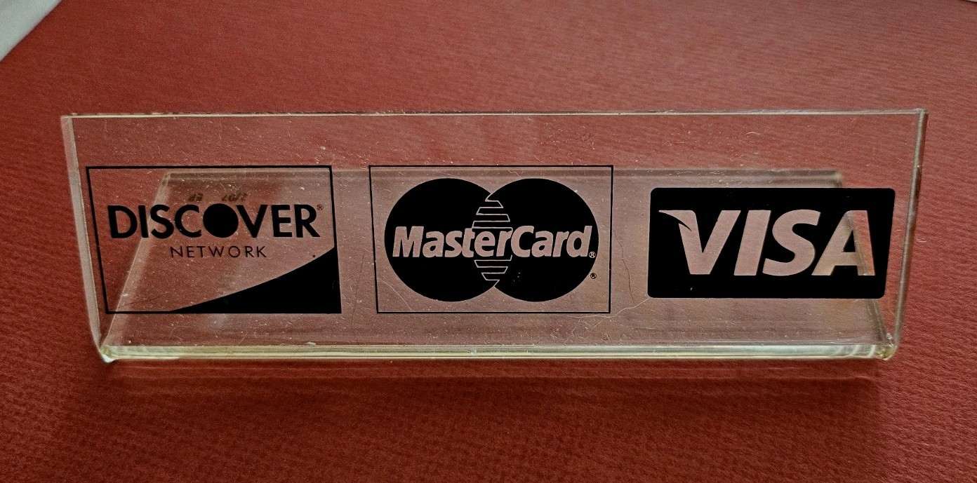 2007 Discover VISA & Mastercard Advertising Clear Acrylic Tabletop Sign
