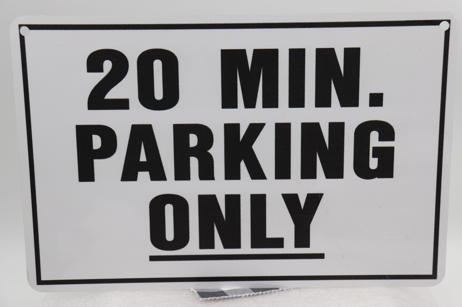 20 Minute Parking ONLY Novelty Aluminum Metal Sign 12″ by 8″