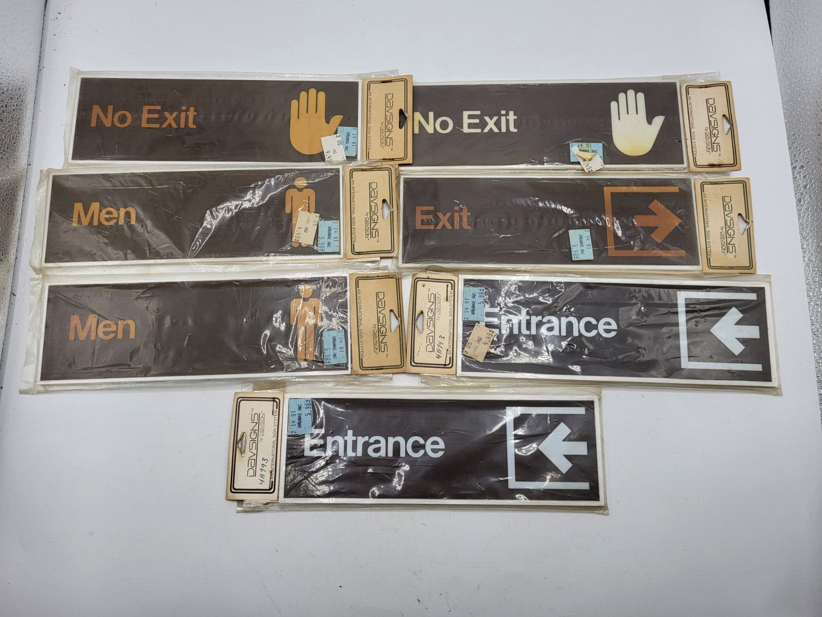 Lot of Vintage NOS Davson Davsigns Plastic Wall Signs No Exit/Entrance/Men
