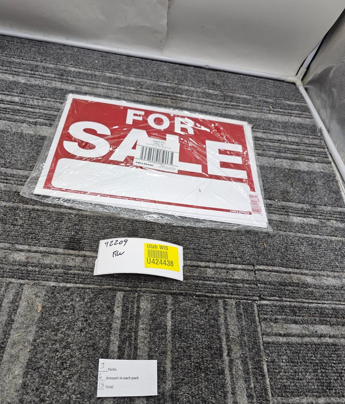 (QTY 18) HILLMAN 842575: 10″ x 14″ Plastic “FOR SALE” Sign Red & White