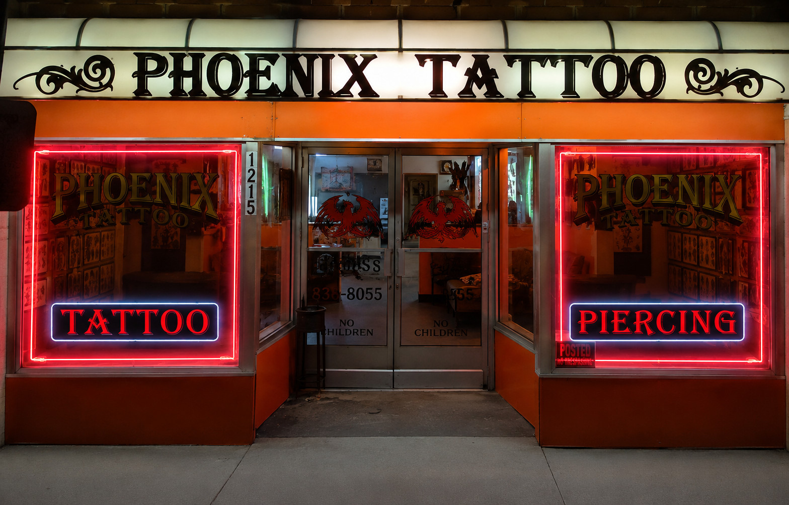 Large 40″ Piercing LED Window Sign for Tattoo Parlors- 110v