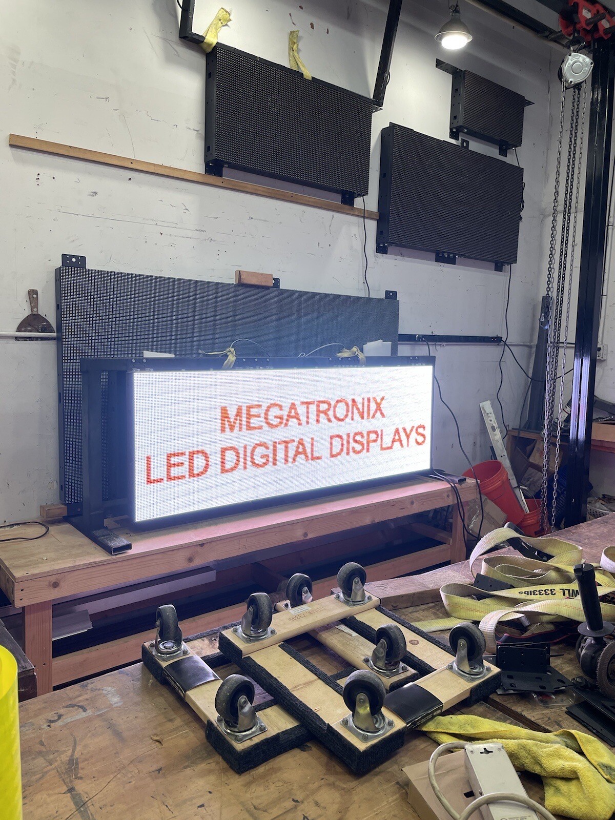 2x LED Sign Outdoor Indoor Programmable Digital Message Board P6 – 22.5” x 67.5”
