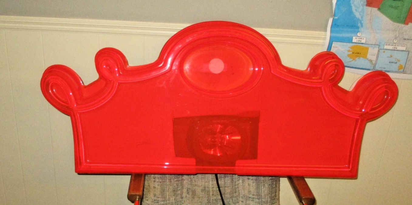 Vintage STORE DISPLAY w/ STROBE LIGHT ADDED Mancave KIDS ROOM Bar VGUC 44″x18.5″