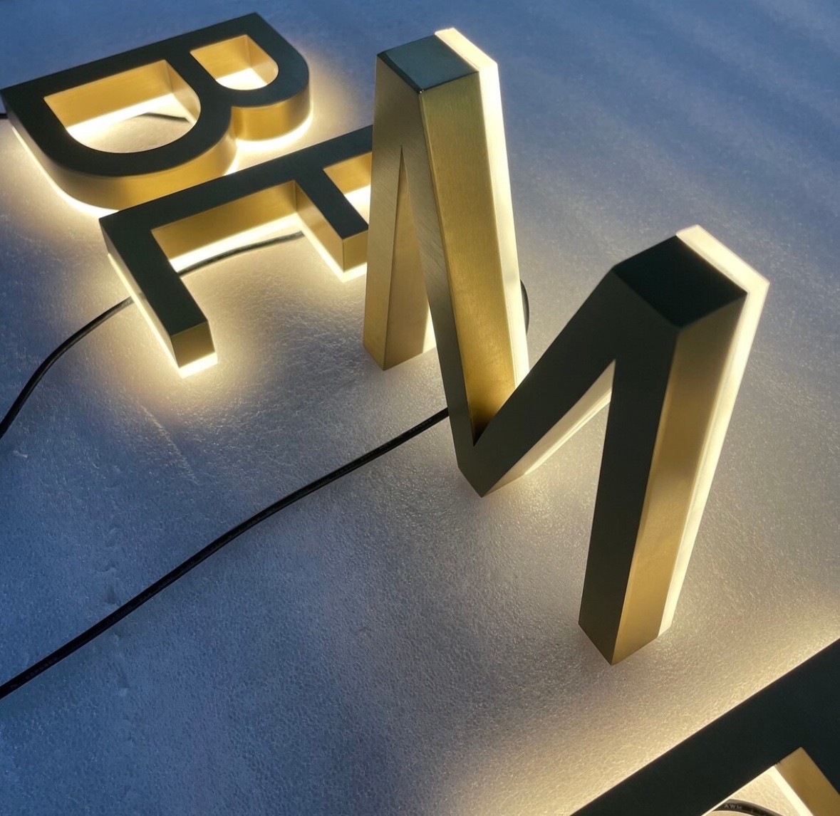 Custom Backlit 3D Channel Letters Sign Outdoor Business Sign Laser Cut Sign Wall