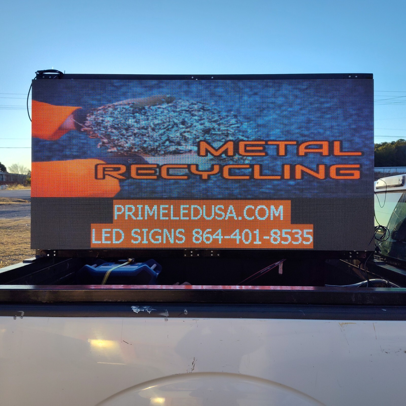 LED Sign P10 SMD FULL COLOR INDOOR/OUTDOOR WIFI LED (25.25″ x 25.25″) Custom