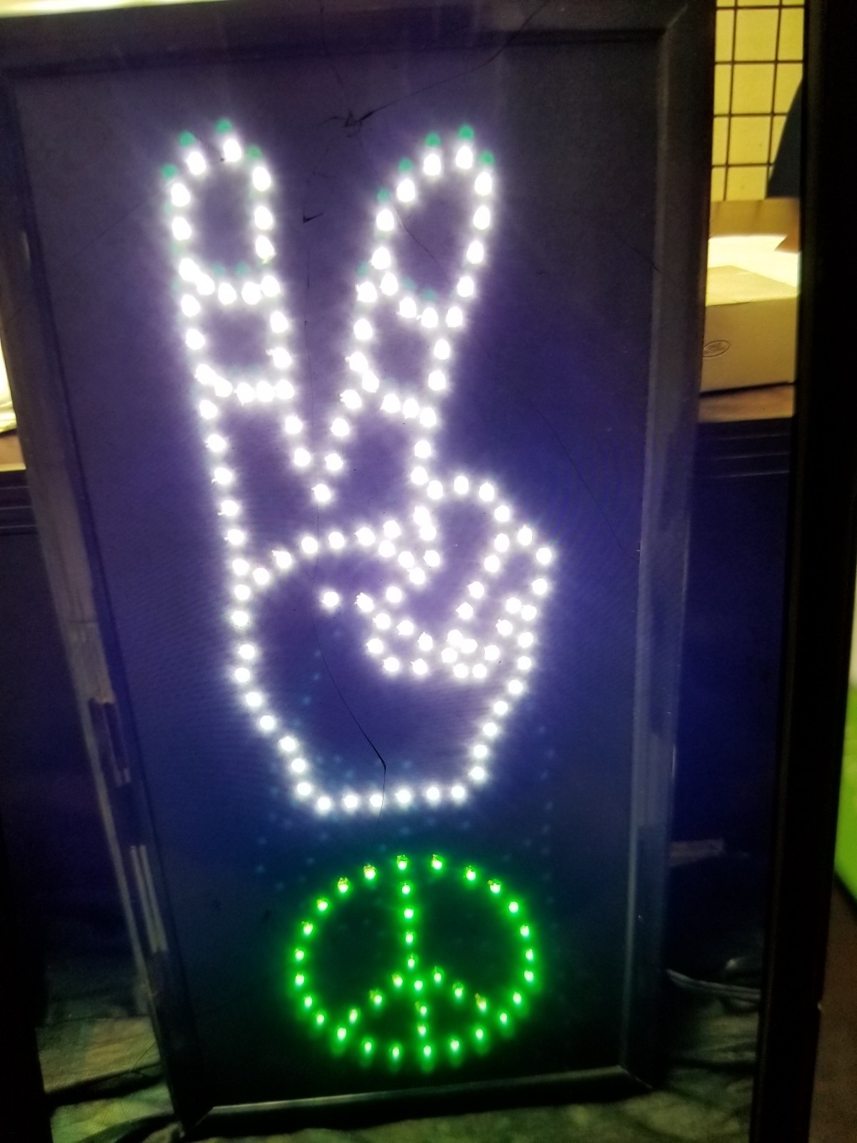 Bright New Design Pace For Business LED Neon Sign smoke shop Display